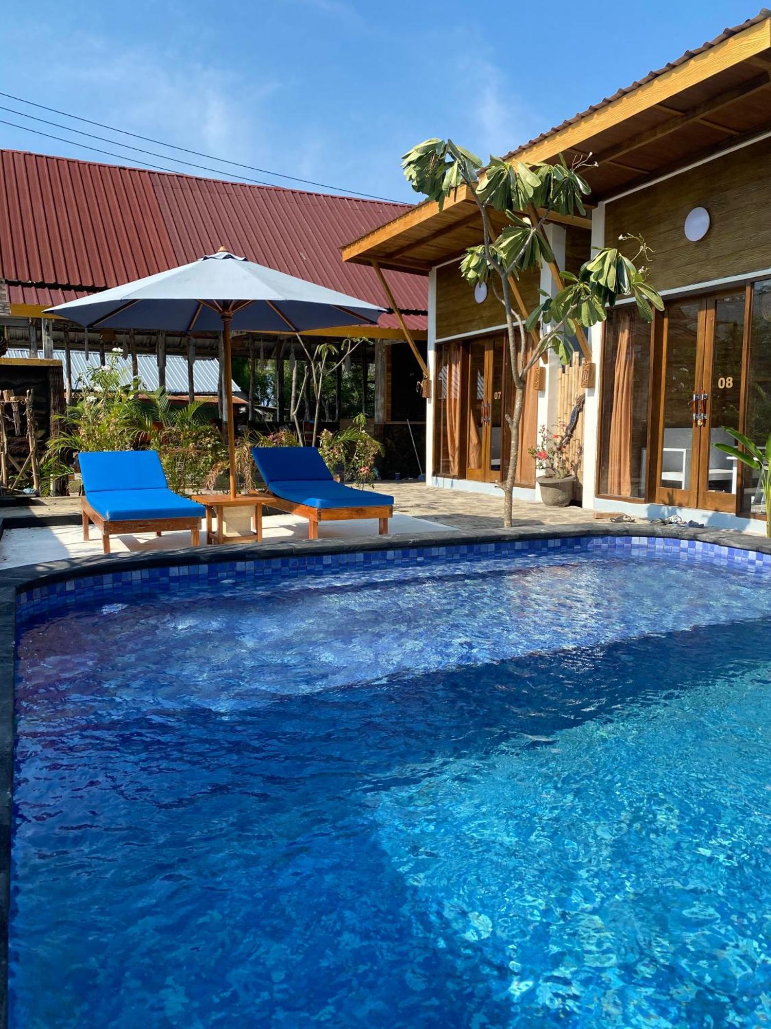 Sun Resort Gili Trawangan Exterior photo